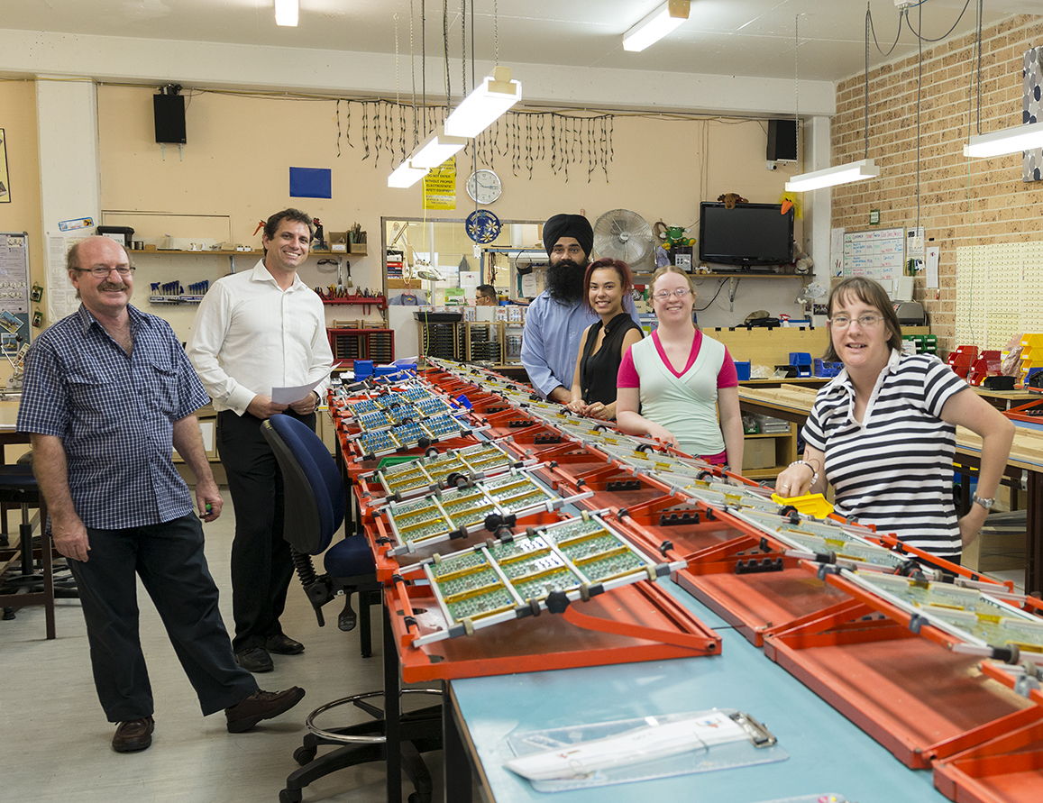 20140620112219 Cns Workers