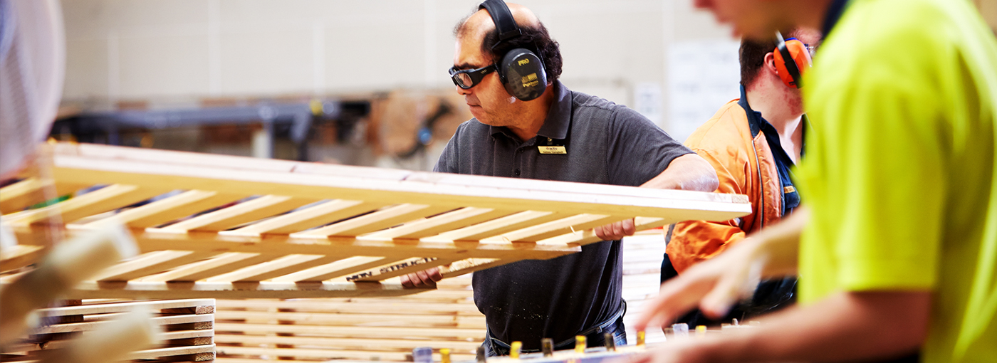 20140716200806 Timber-Bed-Bases